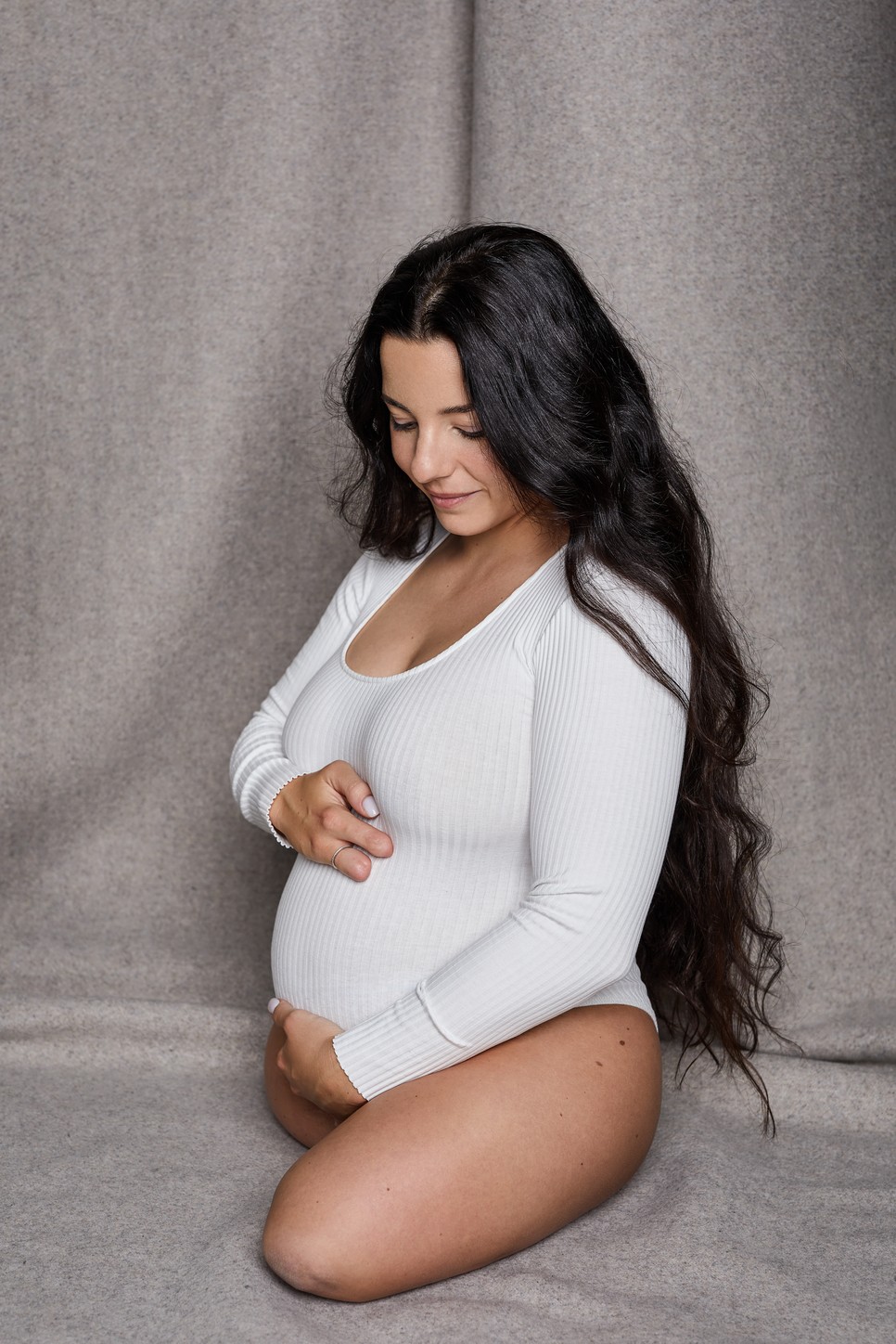 Fanni úgy készül élete egyik nagy kihívására, a gyerekszülésre és a kisbaba gondozására, mintha egy versenyre készülne.