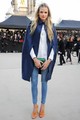 Gabriella Wilde egy szakadt farmert is becsempészett az öltözékébe. Minket nem zavar. Téged?