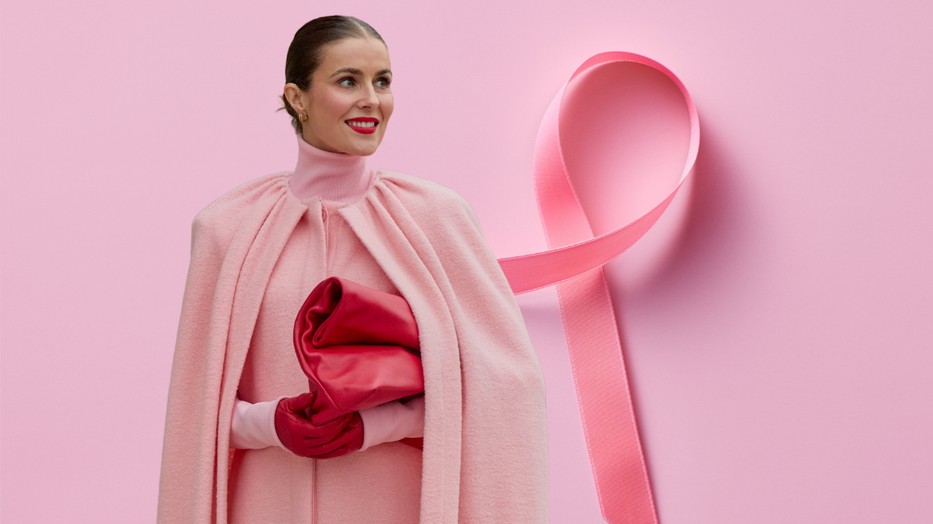 Az Estée Lauder Companies idén októberben programokkal, ingyenes szűréssel kedveskedik a mellrák elleni kampány keretein belül