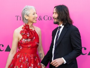 Keanu Reeves barátnője elárulta, milyen ember valójában a színész