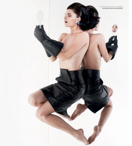 Félmeztelen divatmagazin jön!