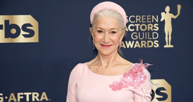 Helen Mirren természetes ősz hajjal lépett a SAG gála vörös szőnyegére, és imádjuk!