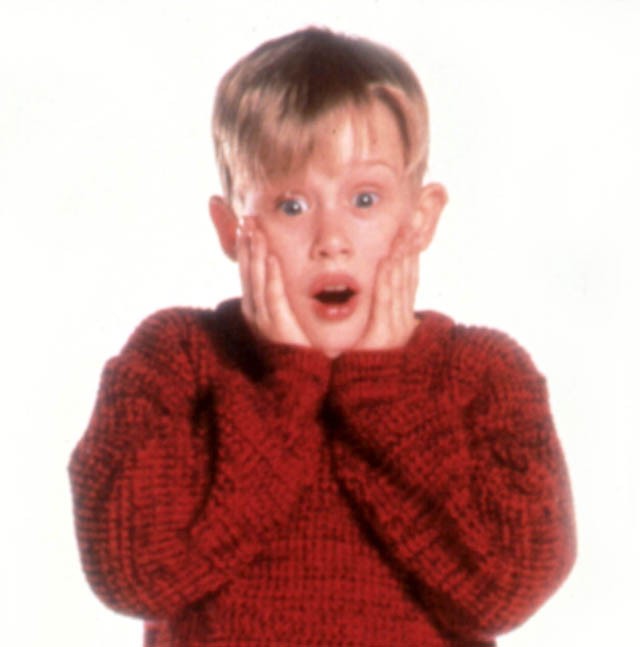 Macaulay Culkin újrajátszotta az ikonikus Reszkessetek, betörők! jeleneteket