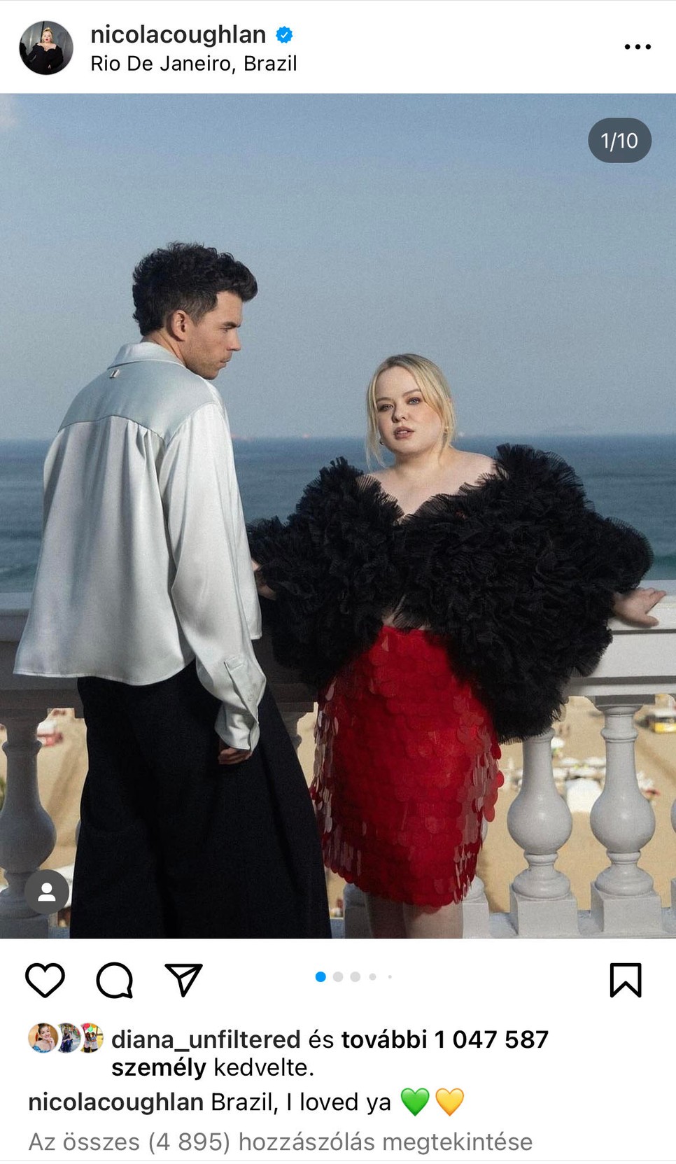 A képernyőn kívül is közeli kapcsolatot ápolnak egymással