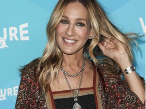 Egy korszak vége! Sarah Jessica Parker platinaszőke bubi frizurára váltott