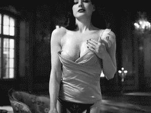 Ma az érzéki örömök állnak az első helyen - Egymondatos horoszkóp - november 13. vasárnap