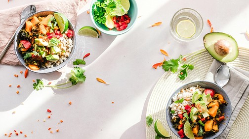 Ezzel az apró trükkel kevesebb étellel is jóllaksz majd