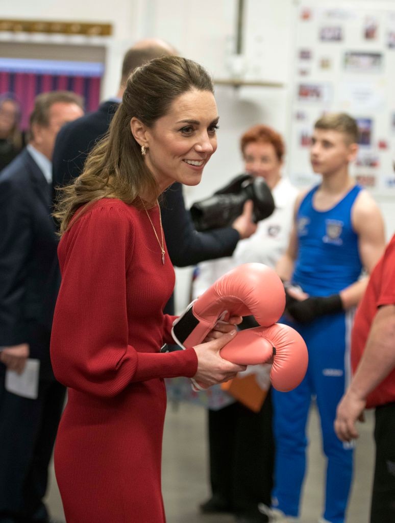 Ha megfigyelted, Katalin hercegné egyre gyakrabban jelenik meg pirosban