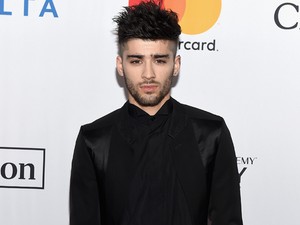 Zayn Malik szőkére festette a haját és szinte felismerhetetlen!