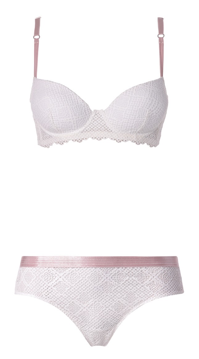 Szivacsos melltartó és bugyi INTIMISSIMI 11990 Ft, 4190 Ft helyett 9590 Ft, 3350 Ft