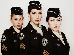 Hadiállapotok szvingfronton - berobban az új lánycsapat