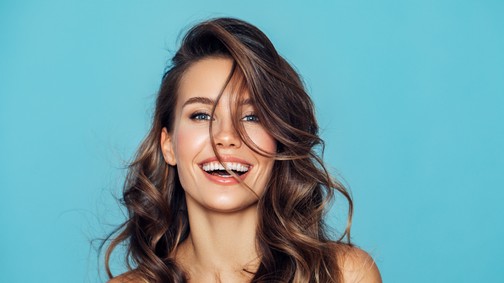 Gyümölcsbomba a hajadnak: íme három szuper otthoni hajpakolás és hajsapka!