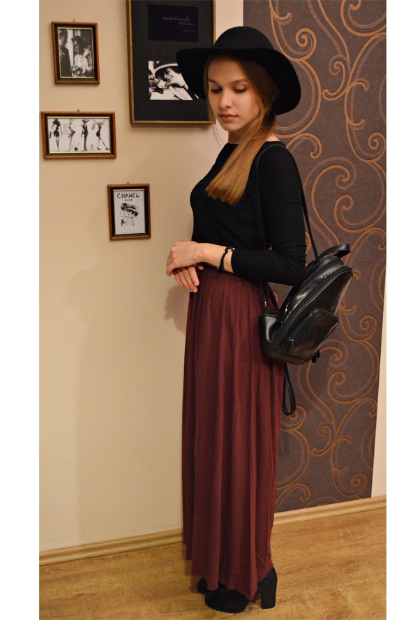 Képzőművész lesz a modellből!