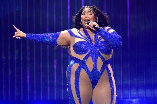 Lizzo fehérneműs videója a legfelszabadítóbb dolog, amivel most a neten találkozhatsz
