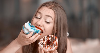 Ezért izzadhatsz, ha cukros ételeket eszel