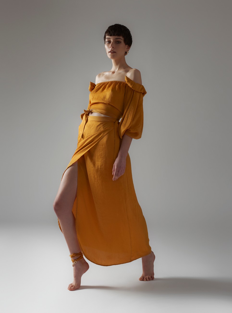 Minimalista, fenntartható nyári kollekcióval és különleges üzlettel újít a ZIA