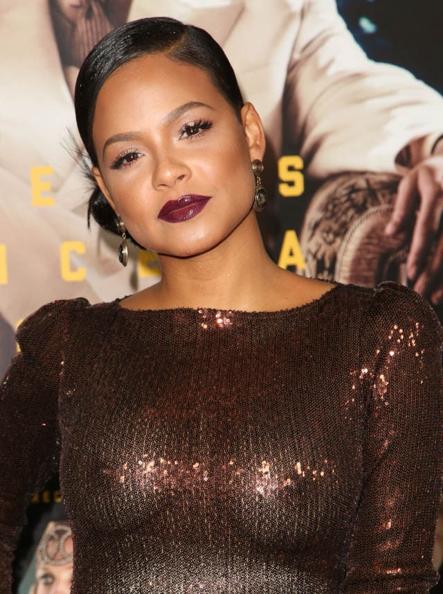 Christina Milian ruhamalőr vörös szőnyeg