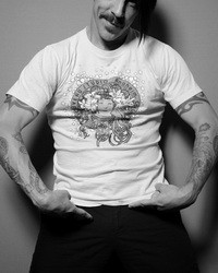 kiedis-200x-d000100445dfbf44964d8.jpg