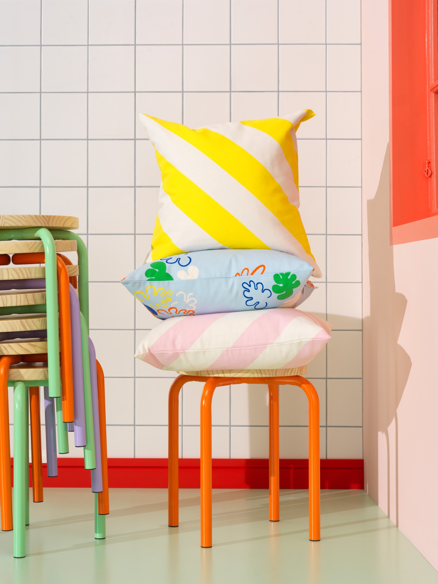 Minden eddiginél merészebb, színes kollekcióval rukkolt elő az IKEA