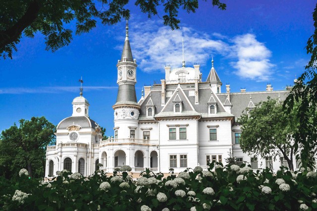 Utazz itthon: Fedezd fel a Turai Kastély csodáit