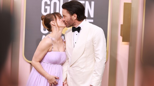 Gyönyörű sztárkismamák ragyogták be a 2023-as Golden Globe vörös szőnyegét