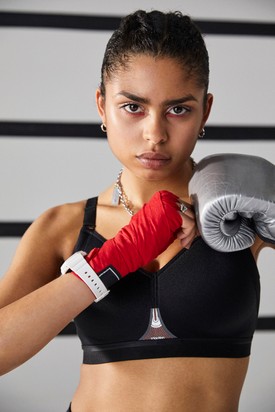 Triumph Triaction melltartó