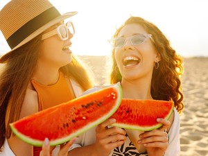 Ez történik a testeddel, ha napi szinten eszel görögdinnyét a nyár folyamán