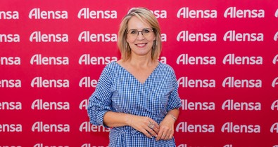 Öt napszemüveg-trend 2026-ra: hangsúlyos keretek, színezett lencsék és időtlen formák (x)