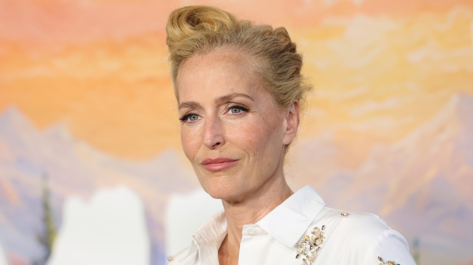 Gillian Anderson 57 évesen is csak úgy ragyog