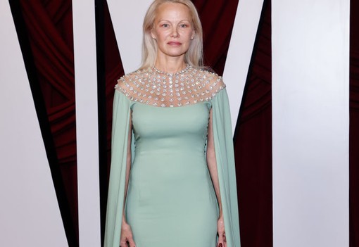 Pamela Anderson istennőként tündökölt a GLAMOUR Women of the Year gálán: mutatjuk a leggyönyörűbb ruhákat