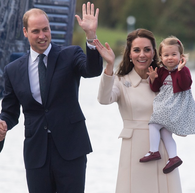Még a hercegi pár is meghökkent: Sarolta hercegnő apja kiköpött mása