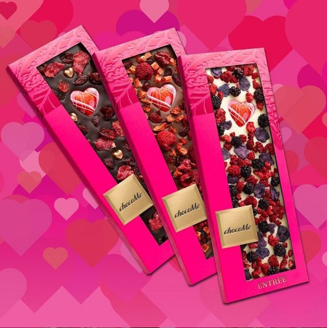 Mámorító Valentin-napi csokoládékollekció, divattörténeti klasszikusba csomagolva!