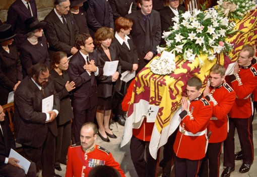 8 szívszaggató fotó Diana hercegné temetéséről