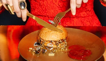 Dior logós hamburger, Vuitton latté és Prada macaron, te kipróbálnád őket?