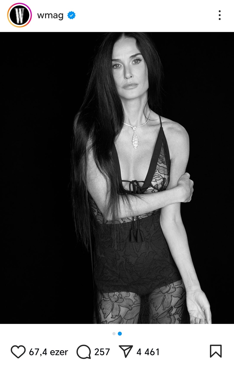 Demi Moore fehérneműben pótol a W Magazine lapjain