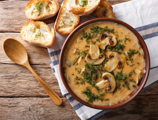 Melegedj át ezzel az isteni gombakrémlevessel!