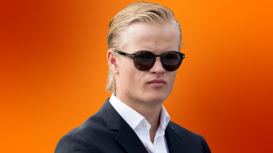 Az oslói kerületi bíróság két rendbeli nemi erőszakban bűnösnek találta a norvég hercegné fiát, Marius Borg Høibyt, amiért négy év börtönbüntetést szabtak ki rá