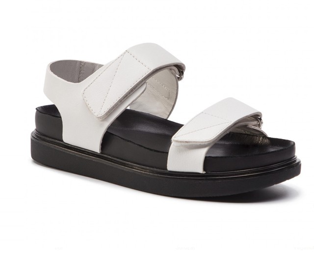 Tépőzáros bőrszandál VAGABOND 25990 Ft