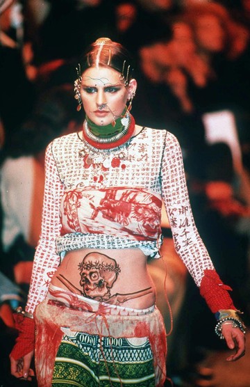 1993-ban Jean-Paul Gaultier show-ján