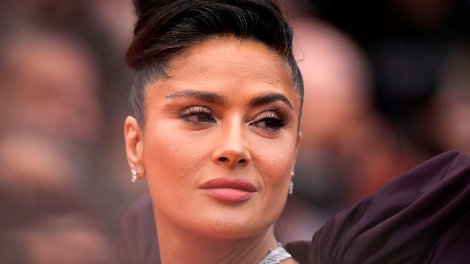 Salma Hayek meztelenül nagyon üdítő látvány