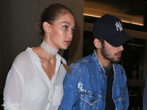 A fél internet röhög az álompár nyaralásán készült fotókon