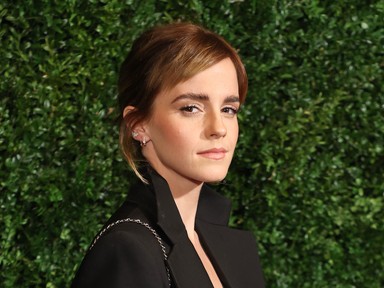 Emma Watson haja pont olyan rövid a Prada új kampányában, mint 2010-ben 