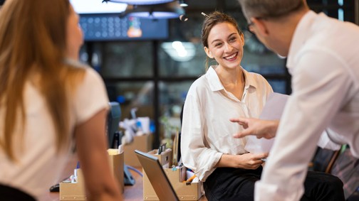 Te szeretnéd tudni, mennyit keres a munkatársad? Már nem kell sokat várnod rá
