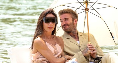 Hoppá: David és Victoria Beckham nem akárkivel mentek hármas randira