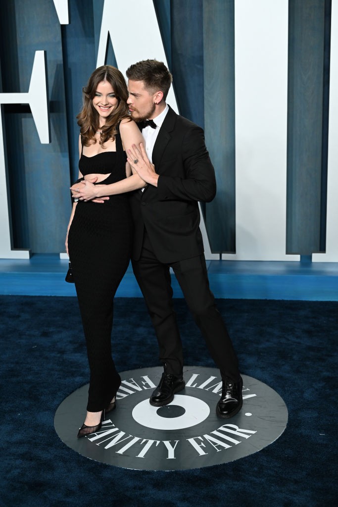 Dylan Sprouse és Palvin Barbara a 2022-es Mammoth Film Festival-on