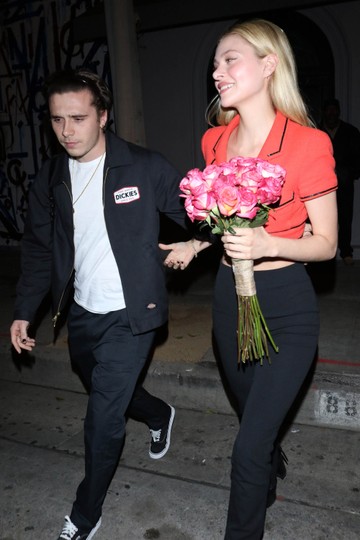 Brooklyn Beckham és Nicola Peltz 2019-ben kezdtek találkozgatni, és hamar egyértelművé vált, hogy odavannak egymásért. Ez a fotó 2020 januárjában készült róluk az egyik randijuk alkalmával. 