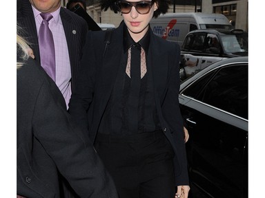 Nebántsvirágból sztárhipszter: Anne Hathaway