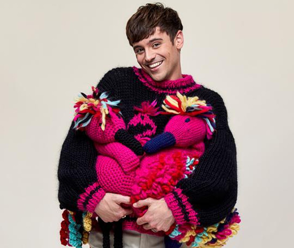  Tom Delay az általa tervezett kötött állatkákkal