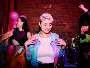 Harmincas éveink legnagyobb titkos erőforrása, ha van mögöttünk egy női támogató közösség