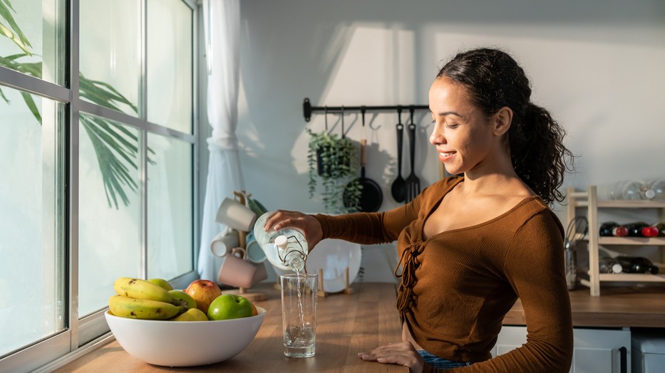 A legjobb dolog, amit ébredés után tehetsz, ha megiszol egy nagy pohár vizet